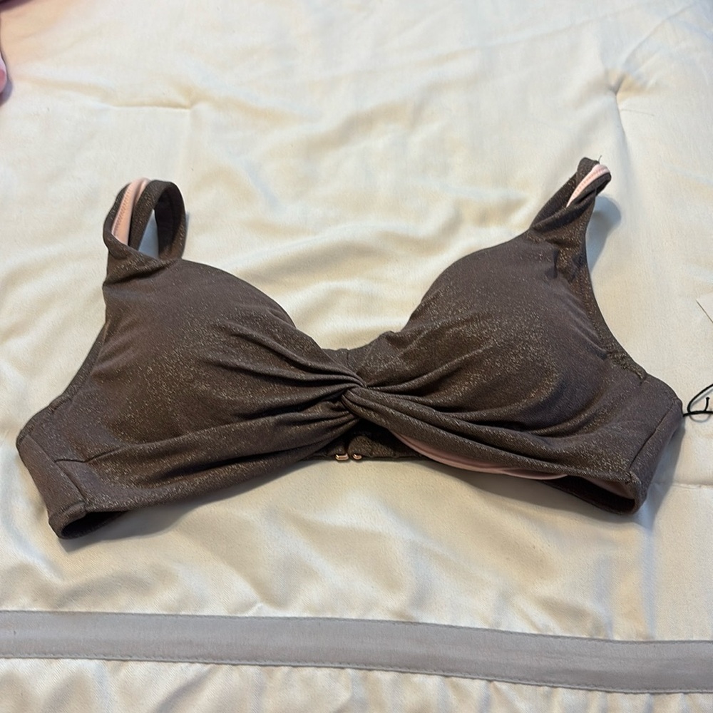 New with tags Shade to Shore bikini top size 36C